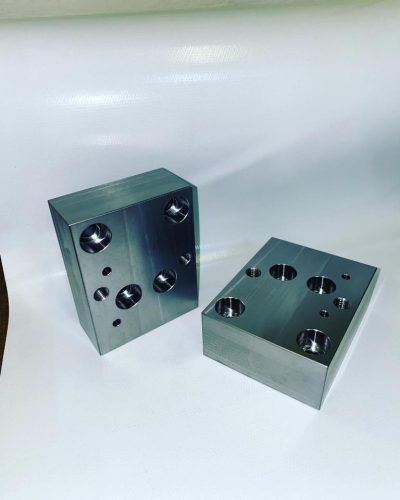 ALZR8076